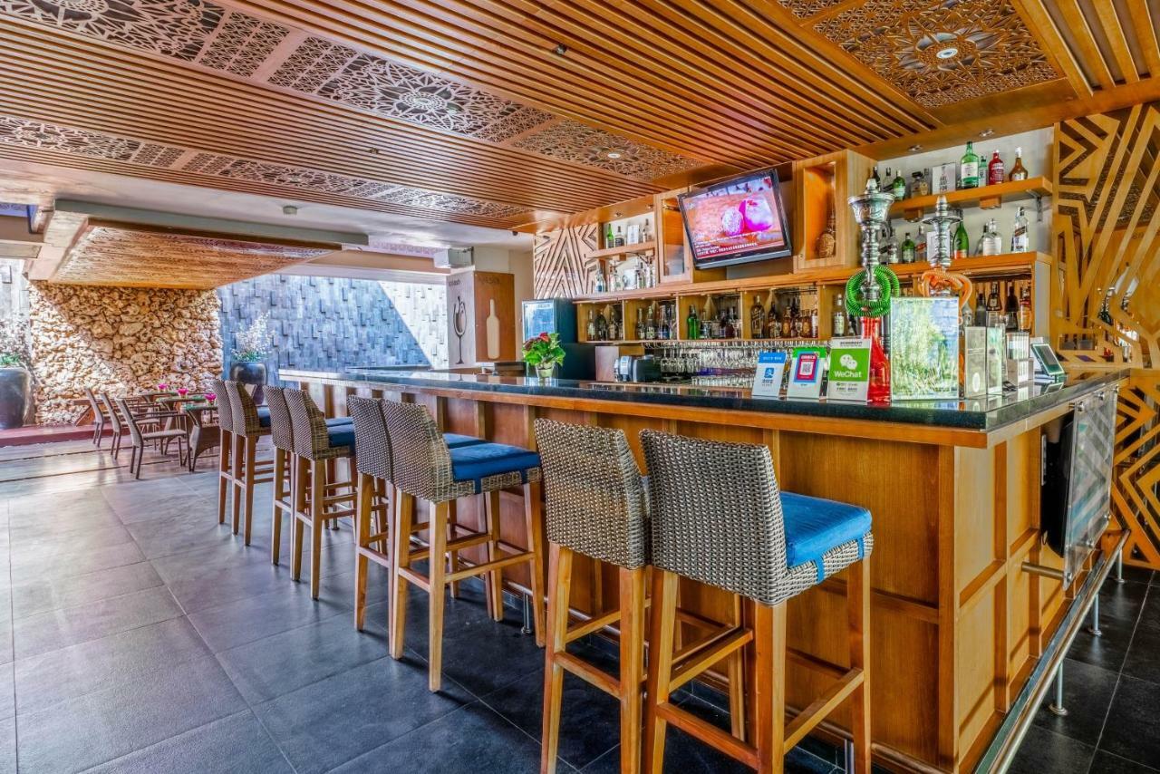 Vouk Hotel And Suites Νούσα Ντούα Εξωτερικό φωτογραφία