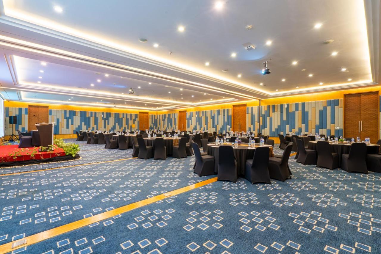 Vouk Hotel And Suites Νούσα Ντούα Εξωτερικό φωτογραφία